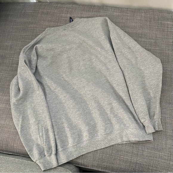 SOLD 🥰💛 Ryerson University/ Toronto Metropolitan Embroidered Crewneck - Picture 4 of 4